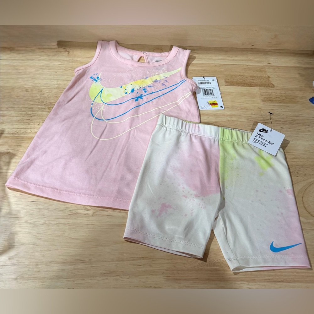 NWT Nike Set Biker Shorts & Tank top Girls Size 4t